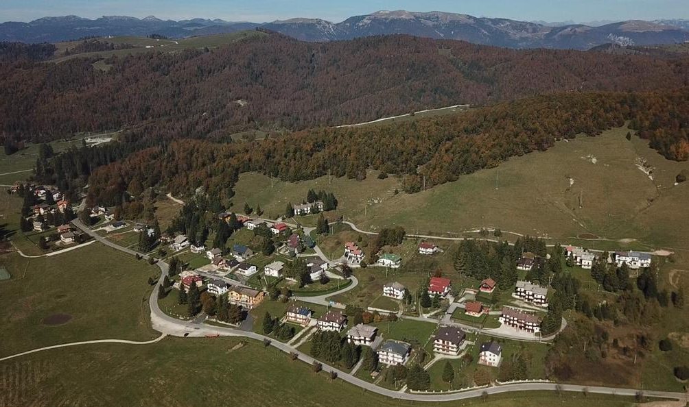 Rifugio Val Lastaro nuovamente chiuso, è in attesa di nuovi gestori.